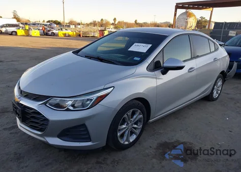 2019 Chevrolet Cruze Ls z USA, uszkodzony, nr VIN 1G1BC5SM7K7151689